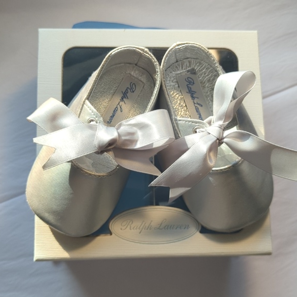Girls' Briley Satin Bow Ballet Crib Shoes (Infant)